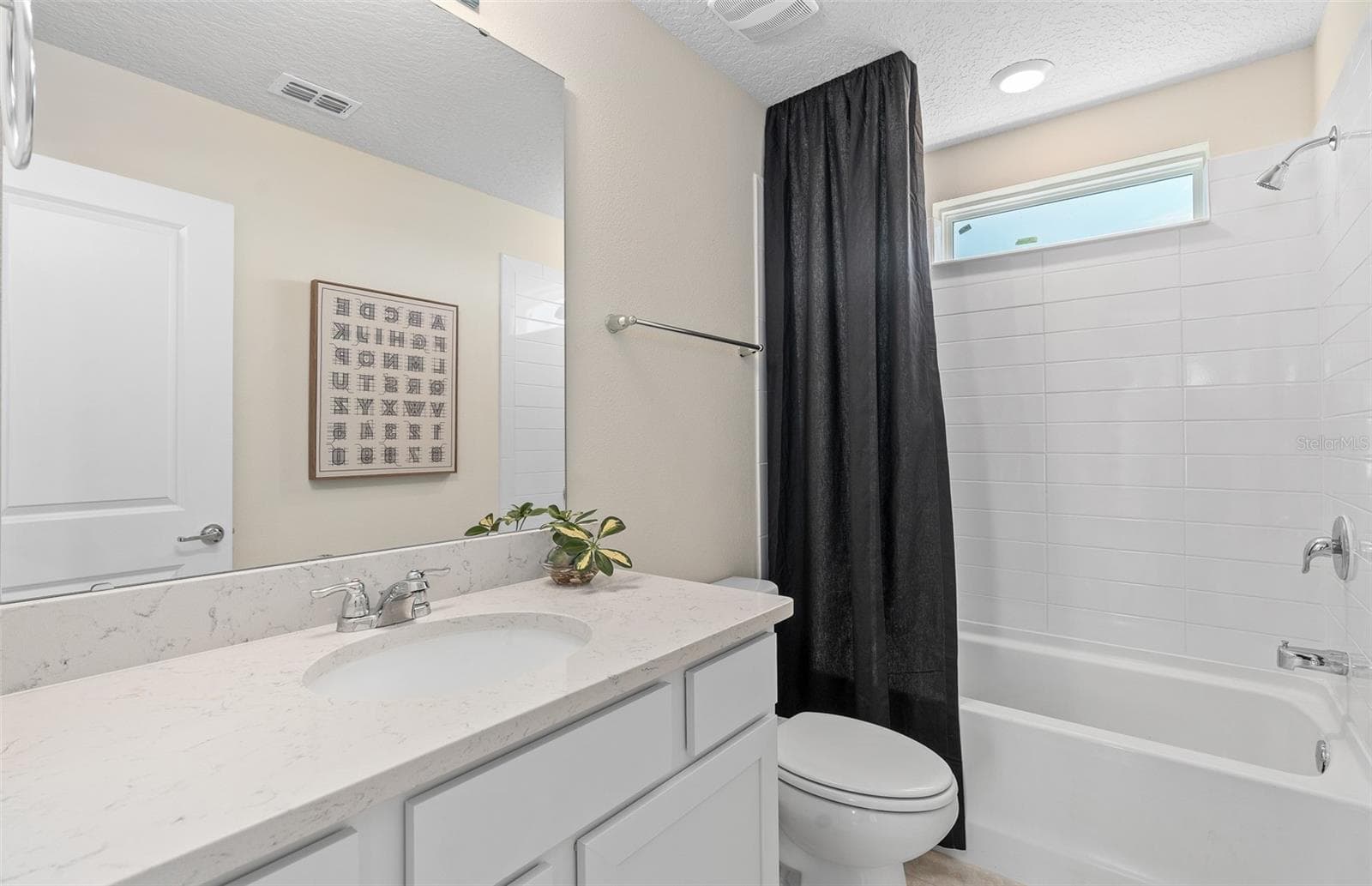 Model Home Design Only. Pictures and furnishings are for illustrative purposes only. Elevations, colors and options may vary. Furniture is for model home staging only. - 2628 CLEAR NIGHT AVENUE, KISSIMMEE