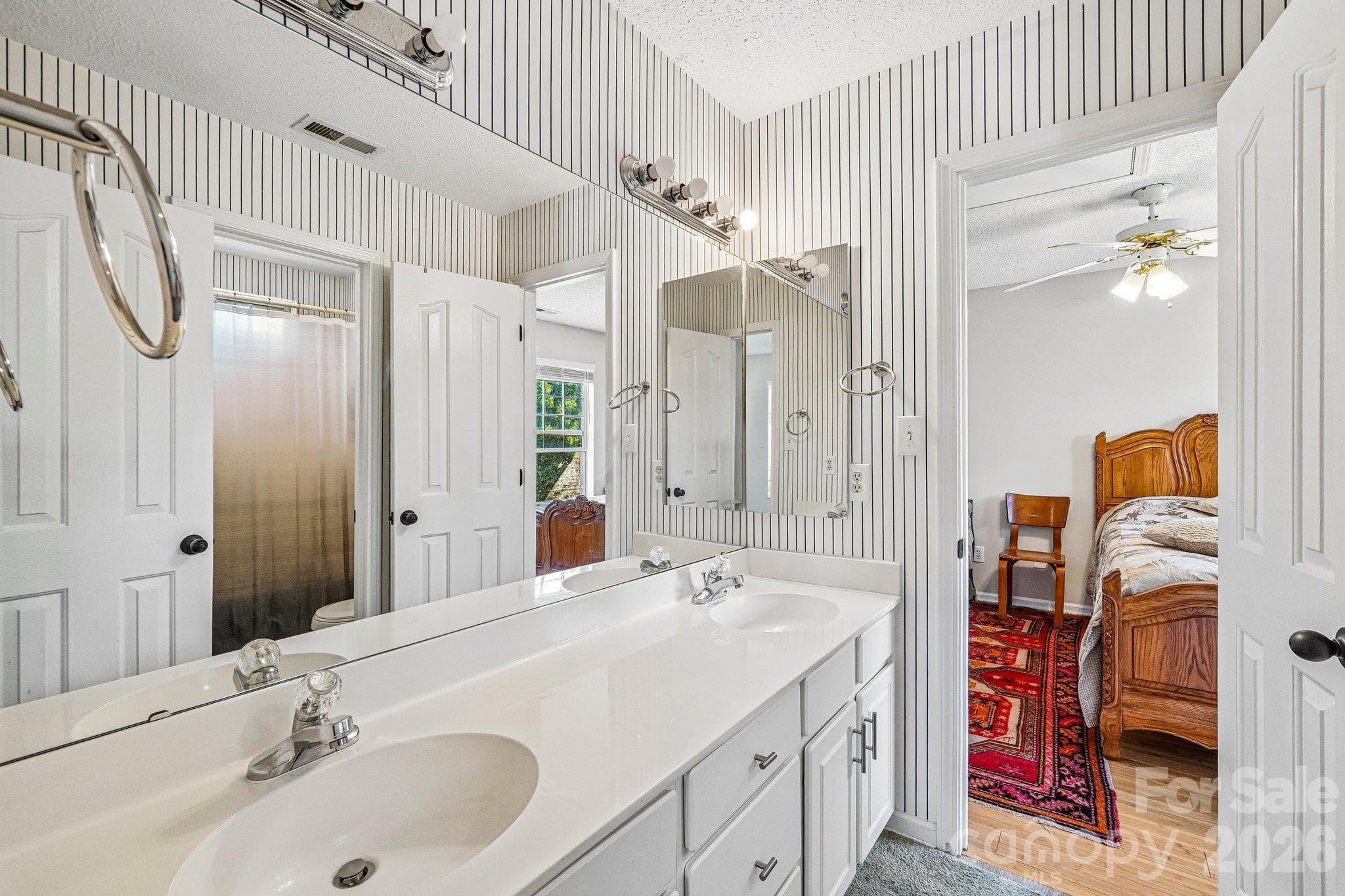 Jack n Jill bathroom on upper level. - 11207 Livingston Mill Road, Charlotte