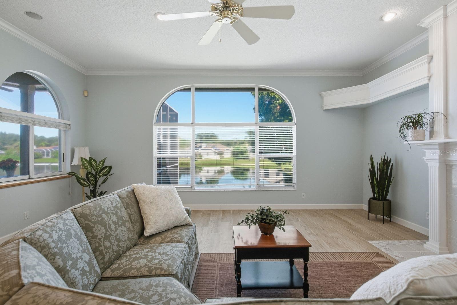 Family Room with newer Luxury Vinal Flooring - 3763 EXECUTIVE DR, PALM HARBOR