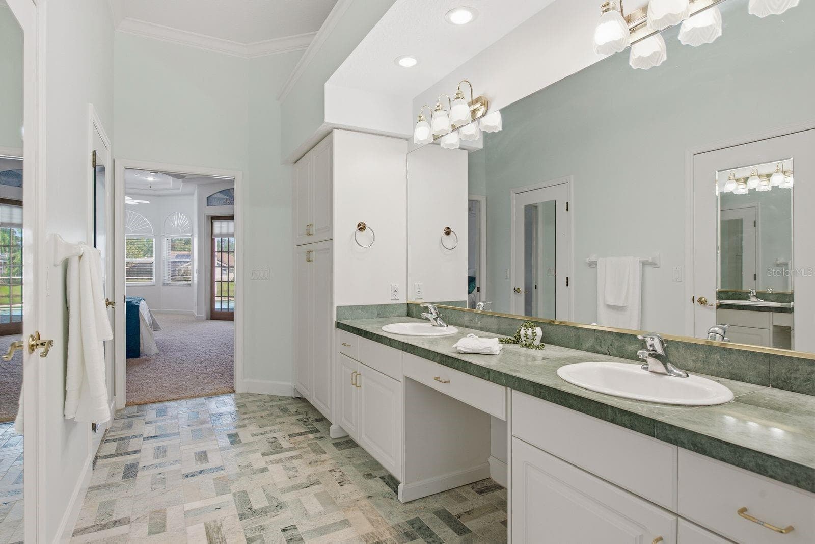 Newer Tiled flooring - 3763 EXECUTIVE DR, PALM HARBOR