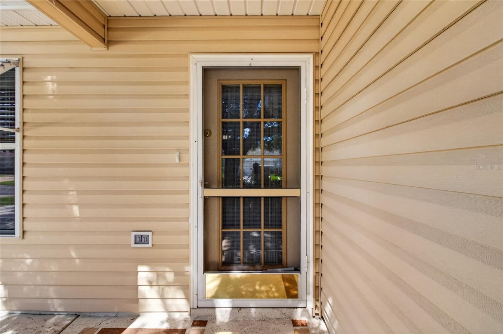 Single Family Residence at 3331 ROANOKE ST, THE VILLAGES, photo 6 of 42