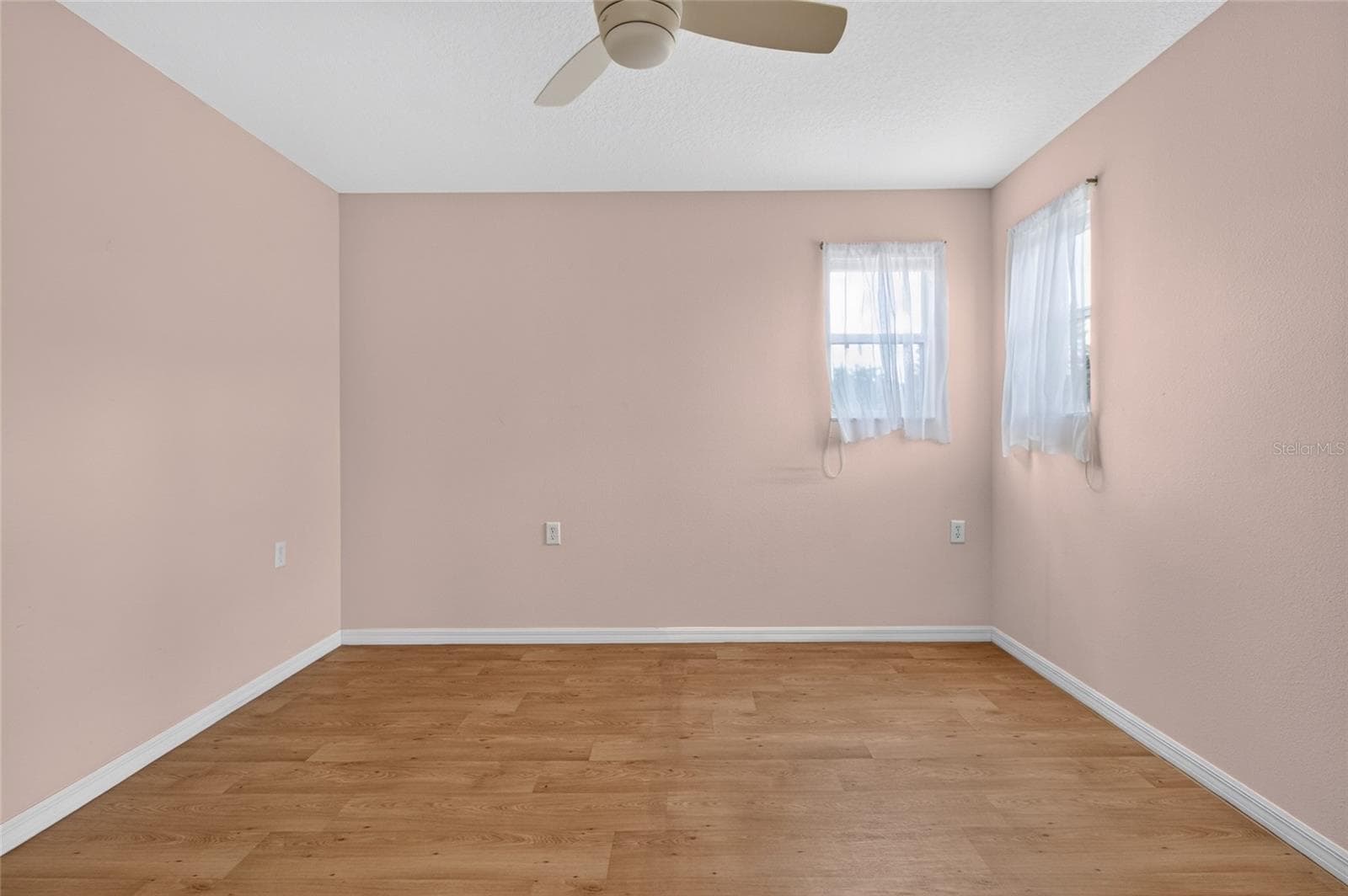 Single Family Residence at 3331 ROANOKE ST, THE VILLAGES, photo 26 of 42