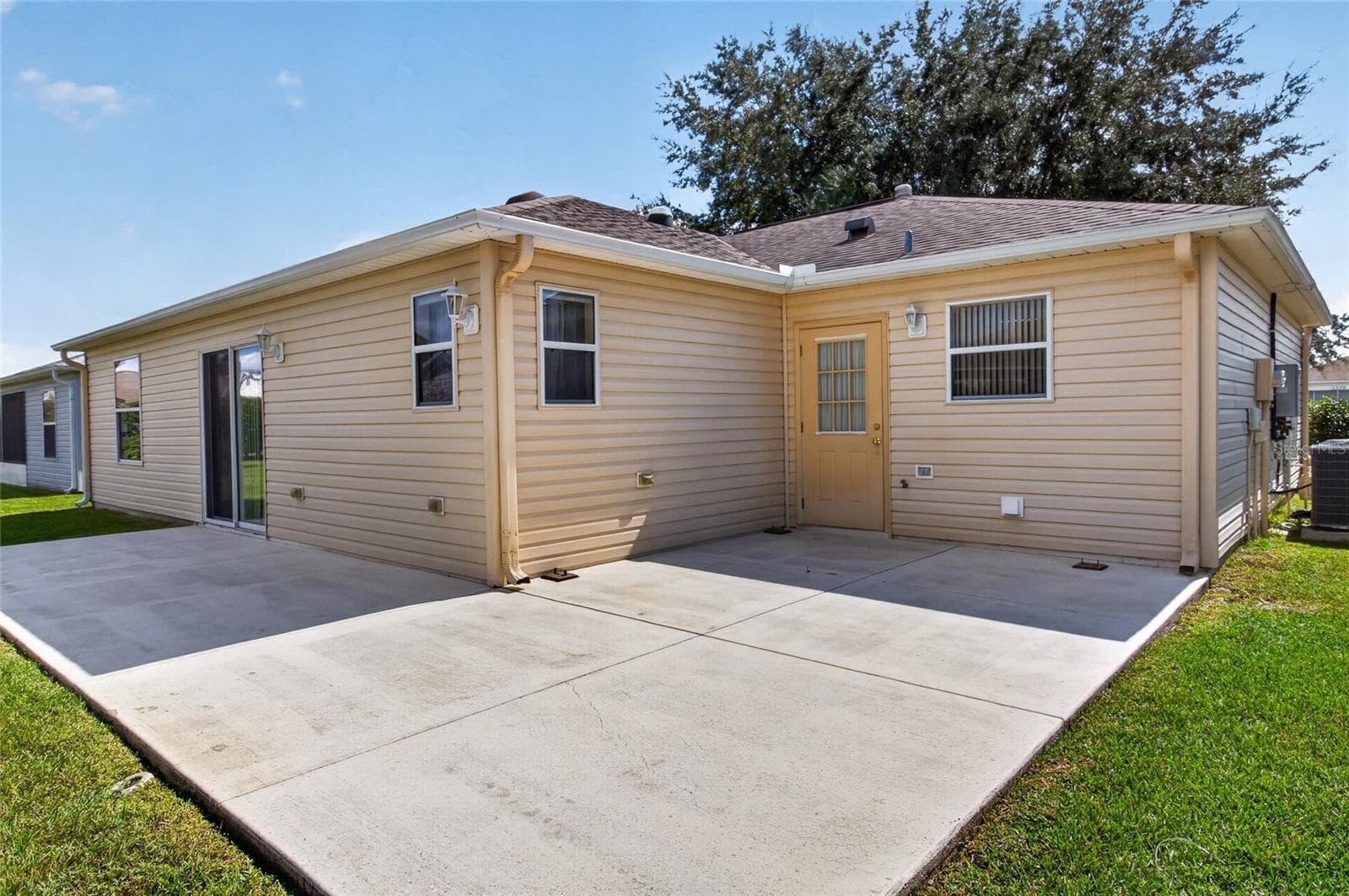 Single Family Residence at 3331 ROANOKE ST, THE VILLAGES, photo 31 of 42