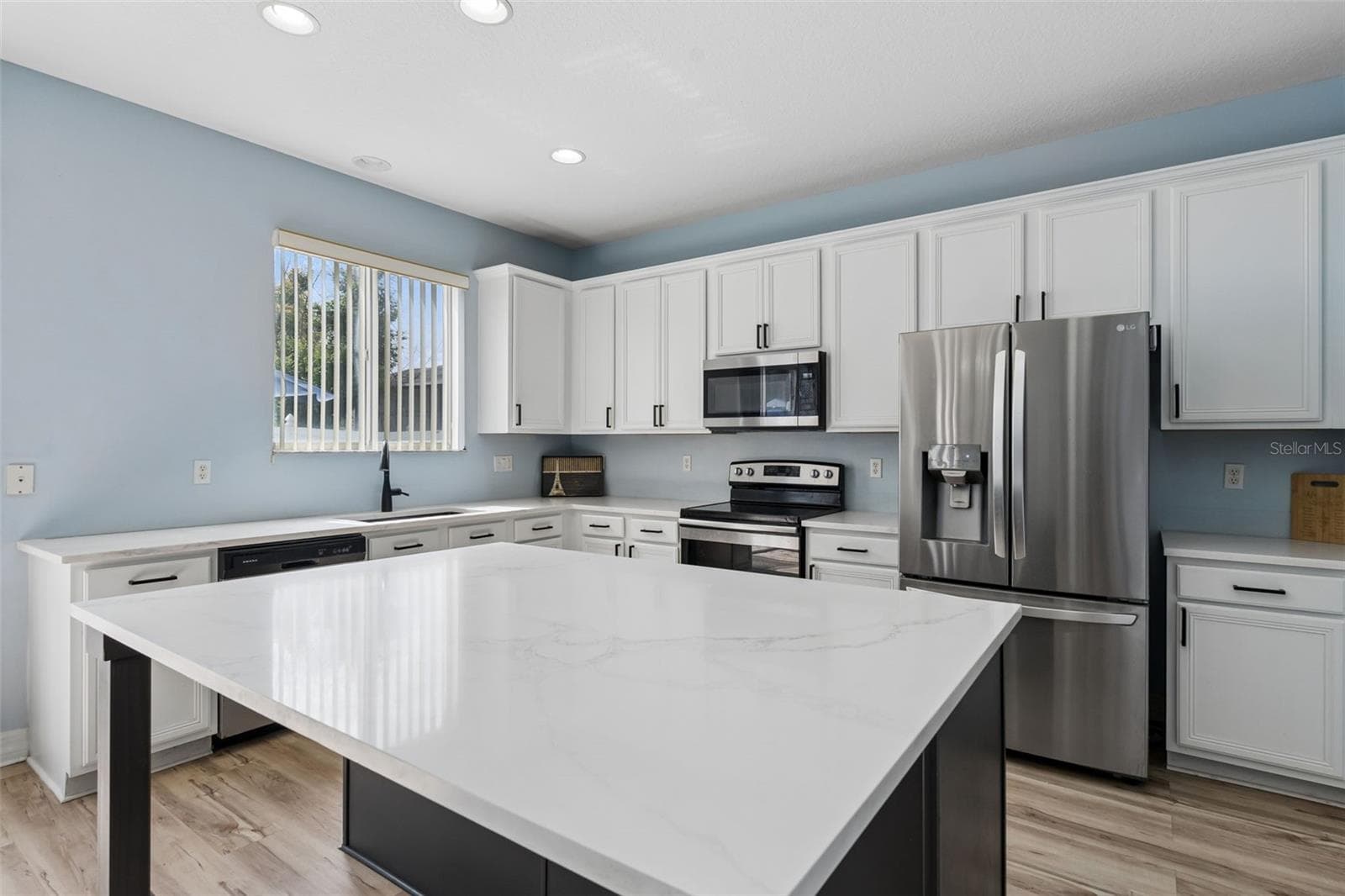 Single Family Residence at 725 TRANQUIL TRL, WINTER GARDEN, photo 9 of 34