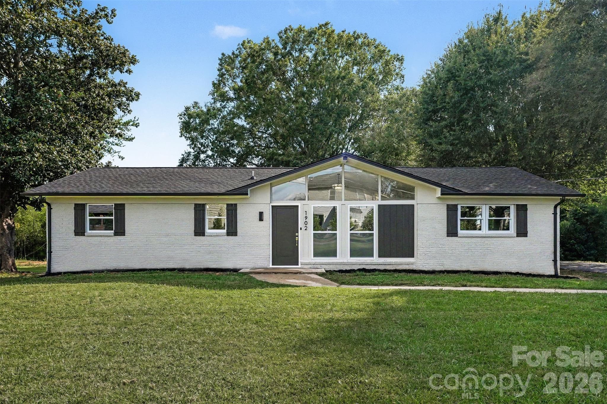 Single Family Residence at 1902 19th Avenue NE, Hickory, photo 2 of 38