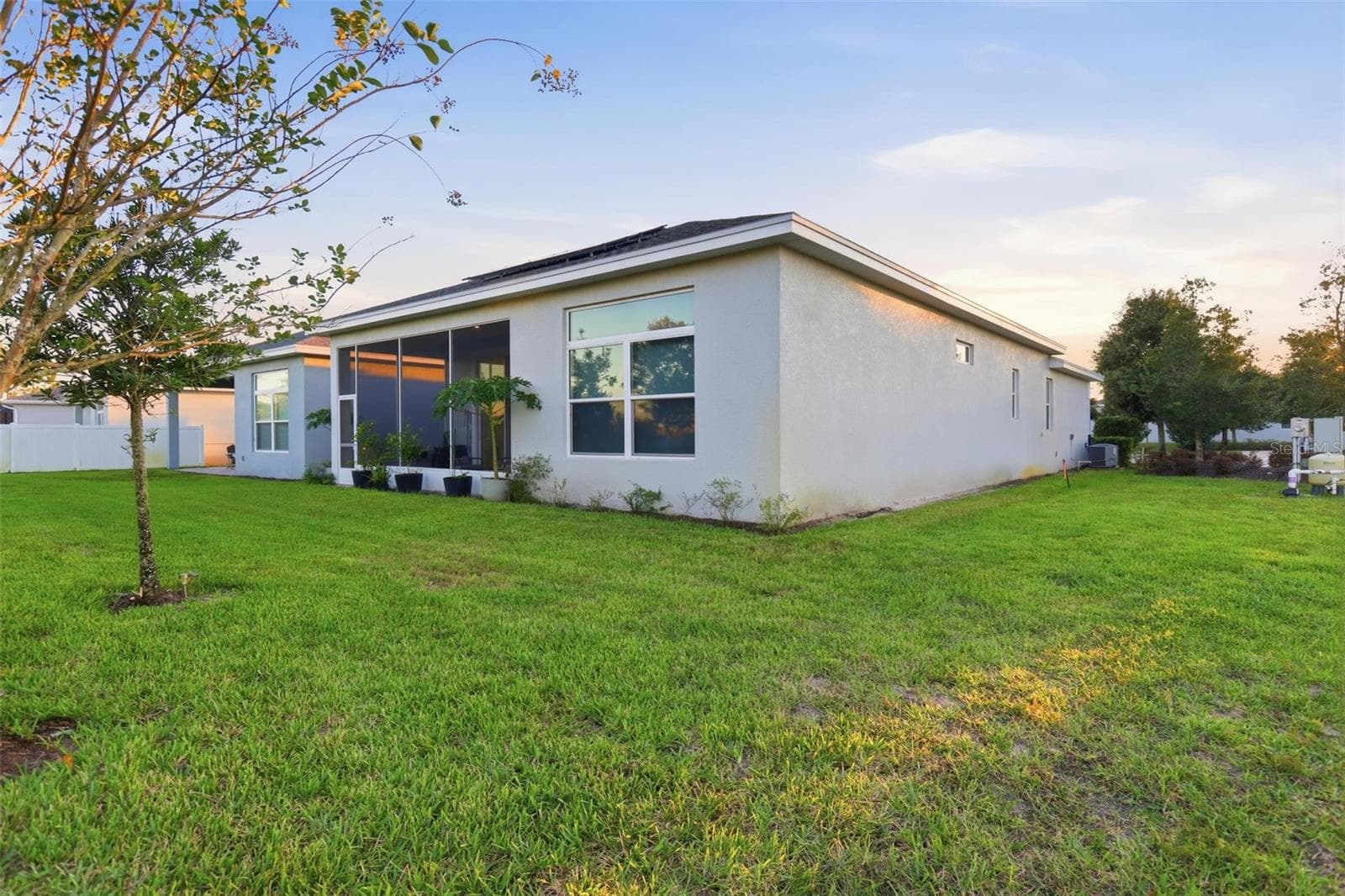 Single Family Residence at 883 LAKE HILL WAY, DELAND, photo 39 of 65