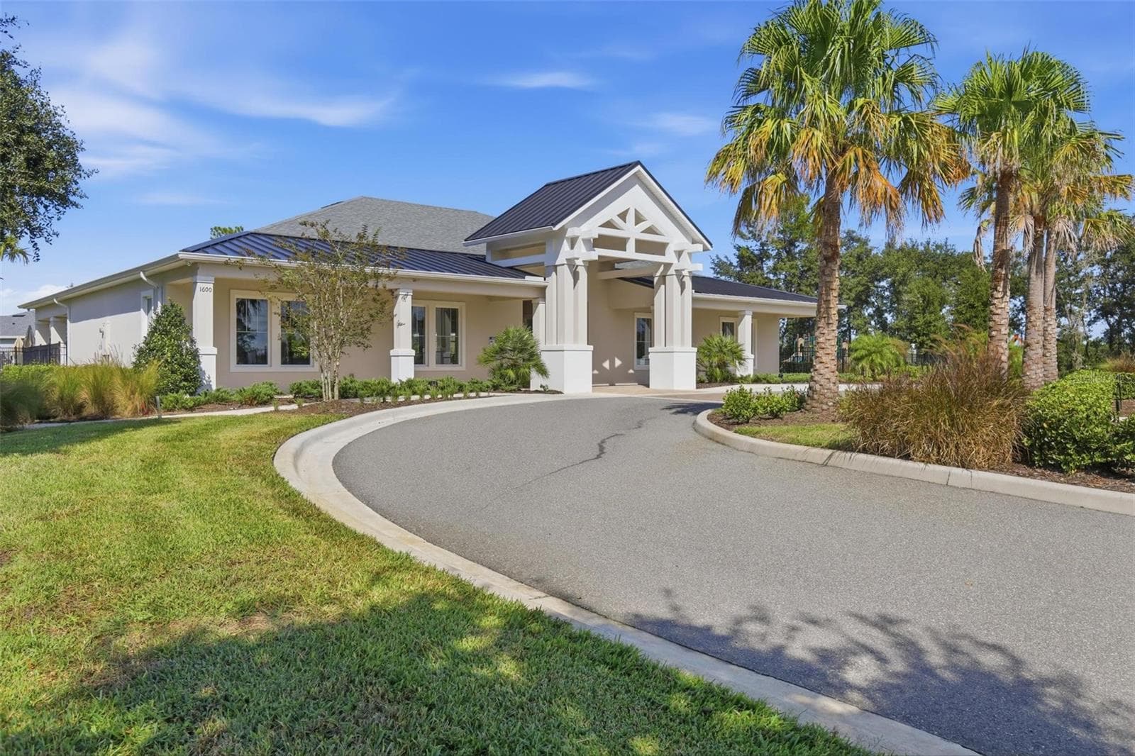 Single Family Residence at 883 LAKE HILL WAY, DELAND, photo 44 of 65