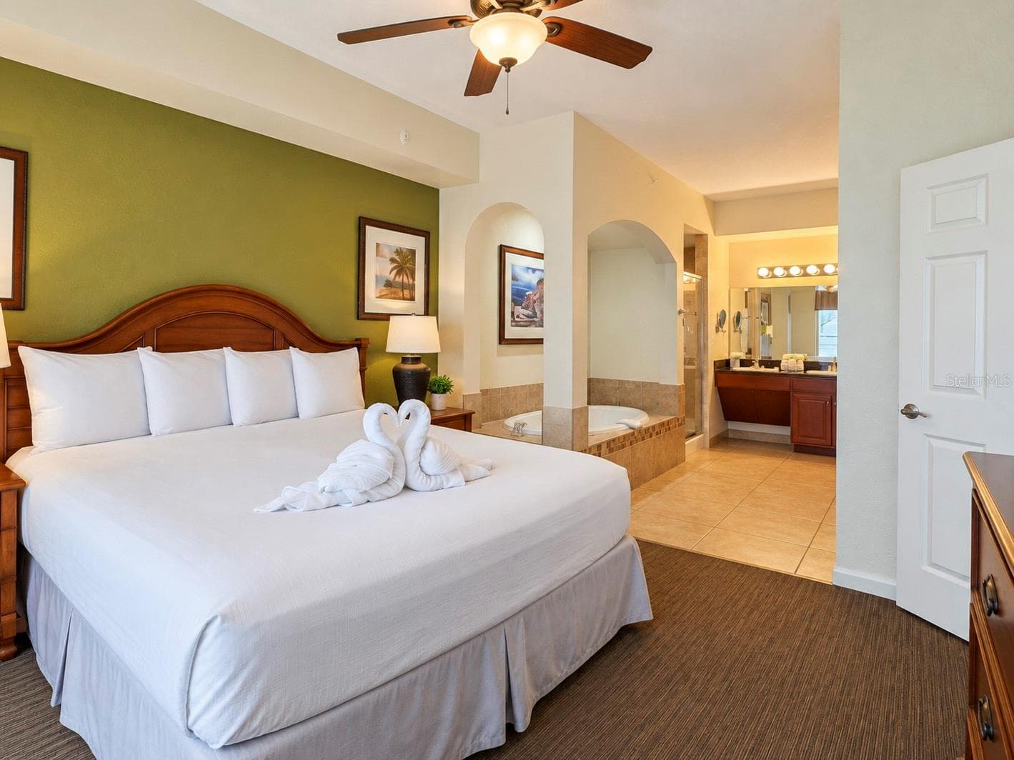 Condo - Hotel at 8125 RESORT VILLAGE DR #51214, ORLANDO, photo 14 of 21
