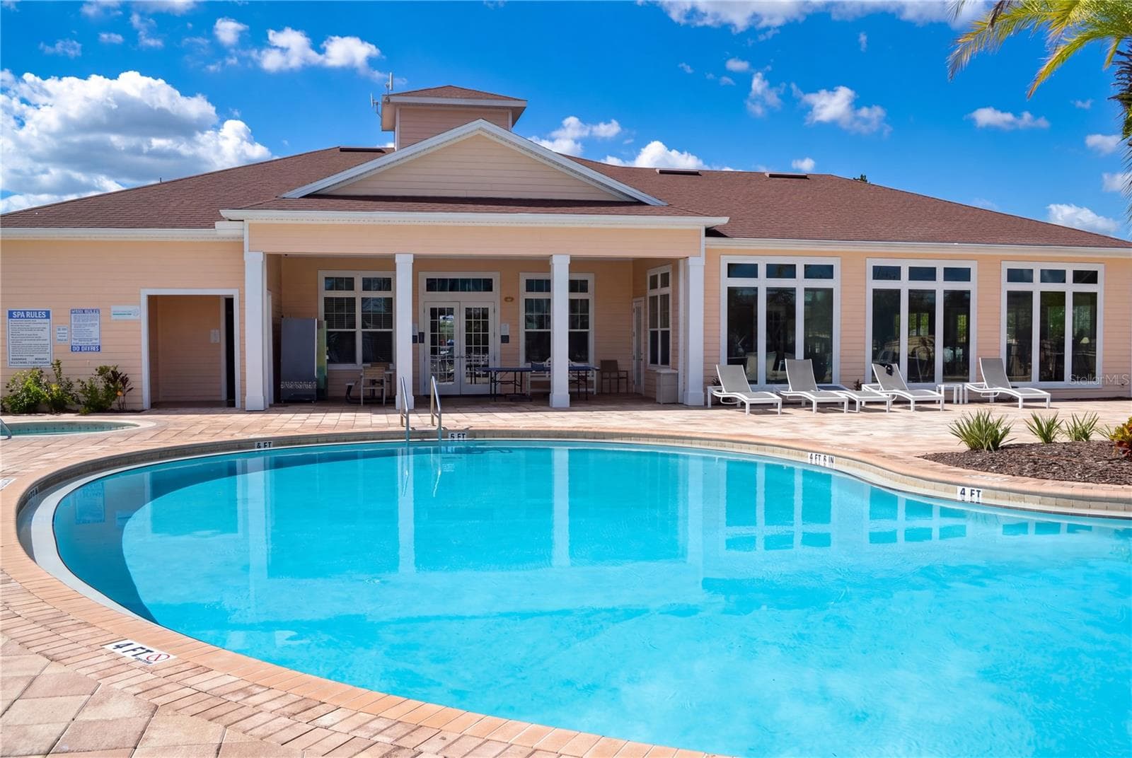 Townhouse at WEST LUCAYA VILLAGE, KISSIMMEE, photo 34 of 38