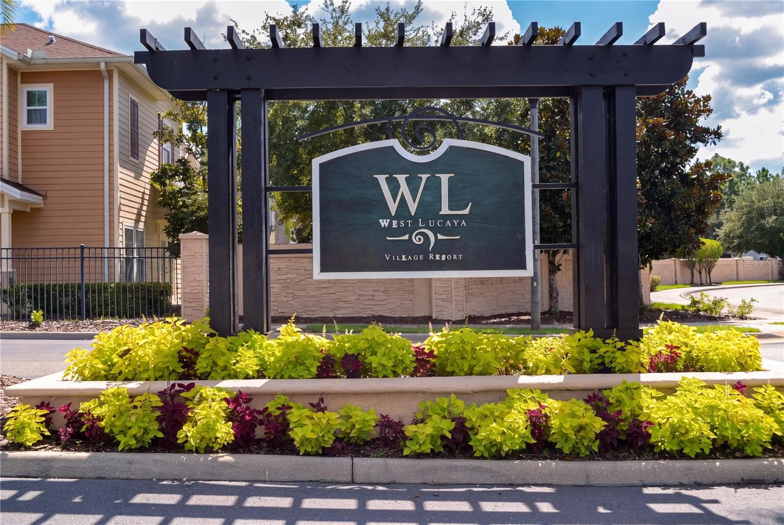 West Lucaya Entrance - WEST LUCAYA VILLAGE, KISSIMMEE