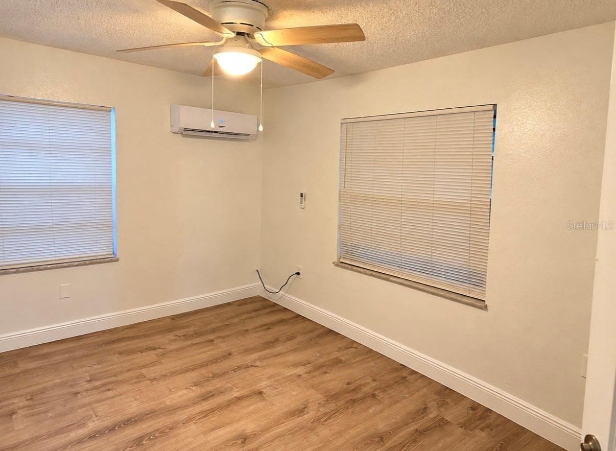 Single Family Residence at 3901 KIMBALL AVE, TAMPA, photo 12 of 31