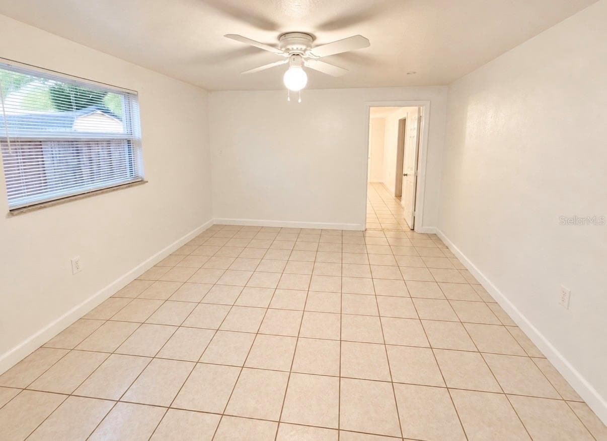 Single Family Residence at 3901 KIMBALL AVE, TAMPA, photo 19 of 31
