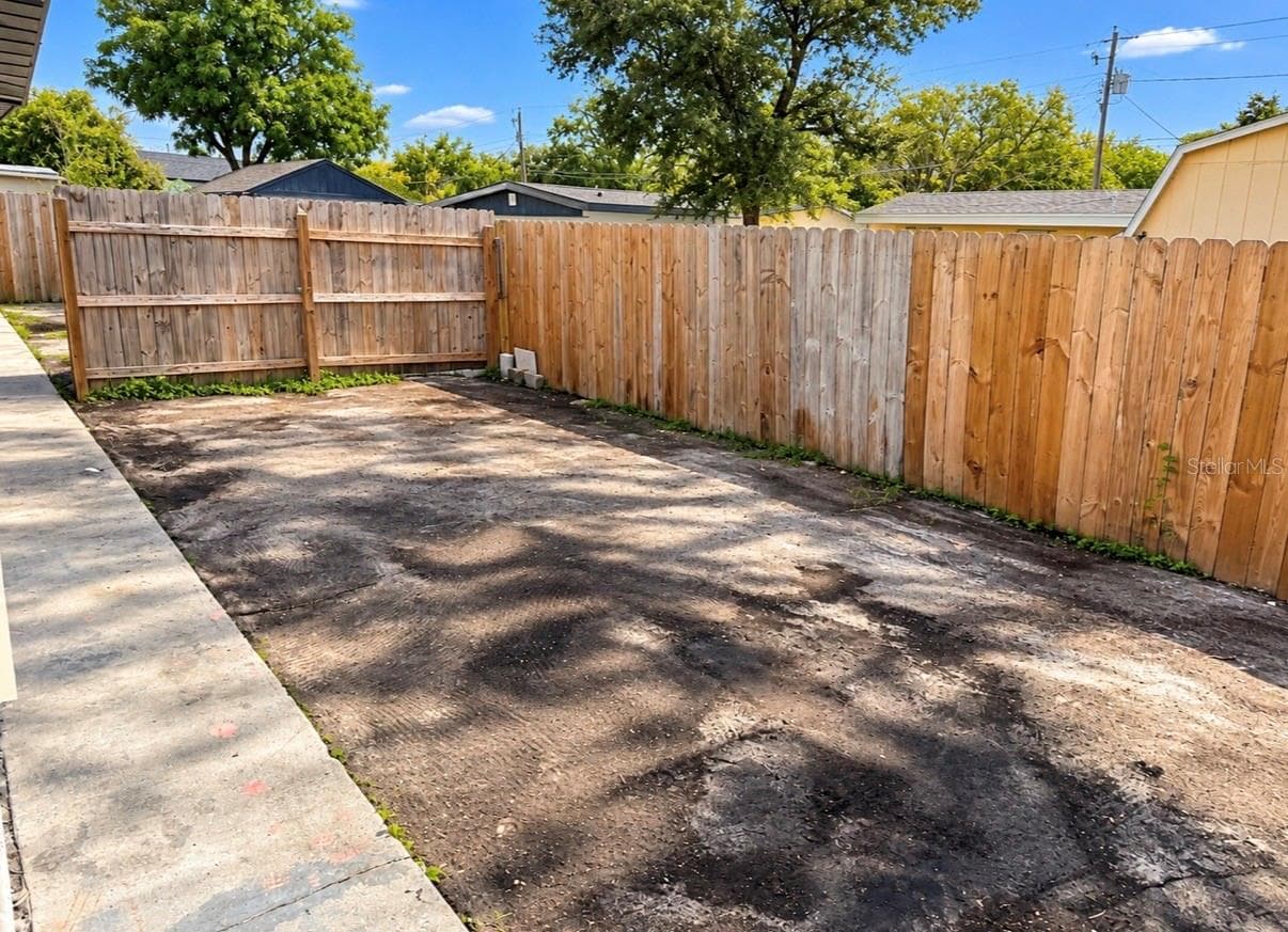 Single Family Residence at 3901 KIMBALL AVE, TAMPA, photo 29 of 31