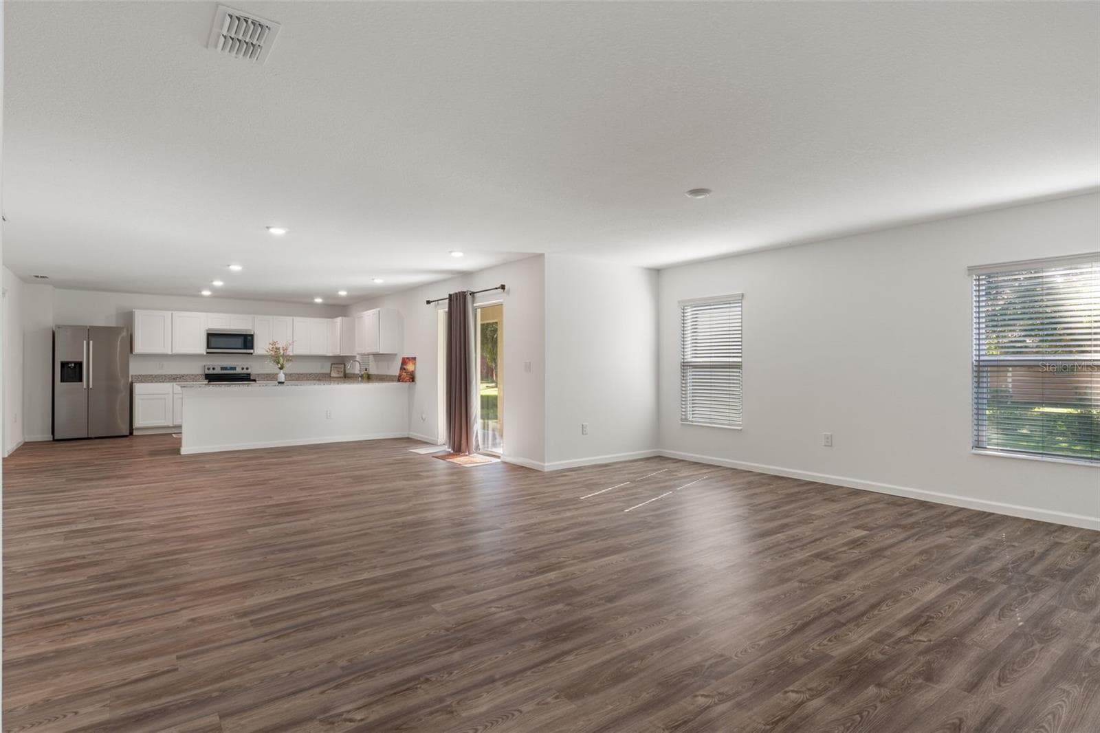 Single Family Residence at 35040 SMOKETREE LN, DADE CITY, photo 16 of 56