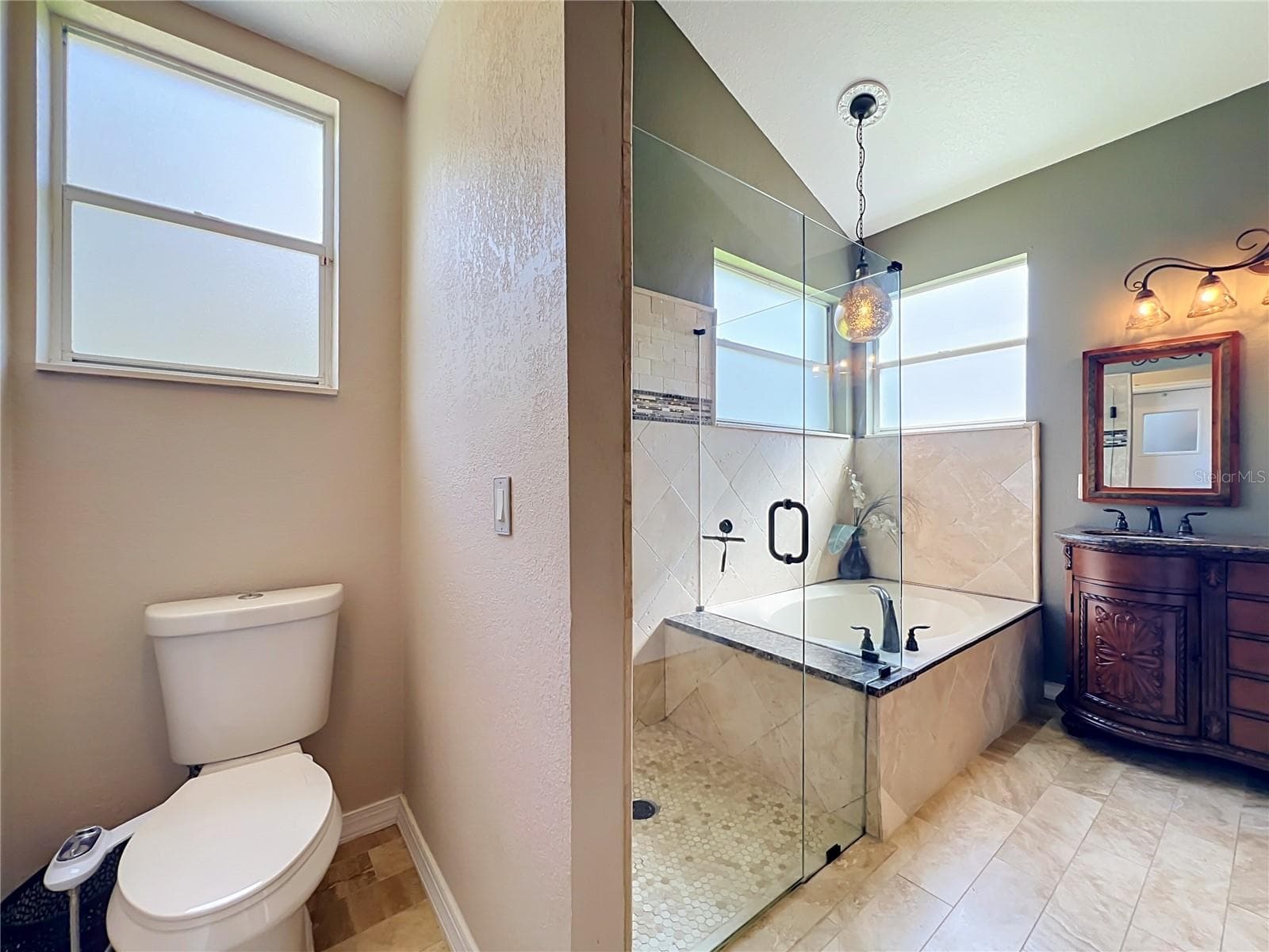 Single Family Residence at 14006 LAKE UNDERHILL RD, ORLANDO, photo 38 of 80