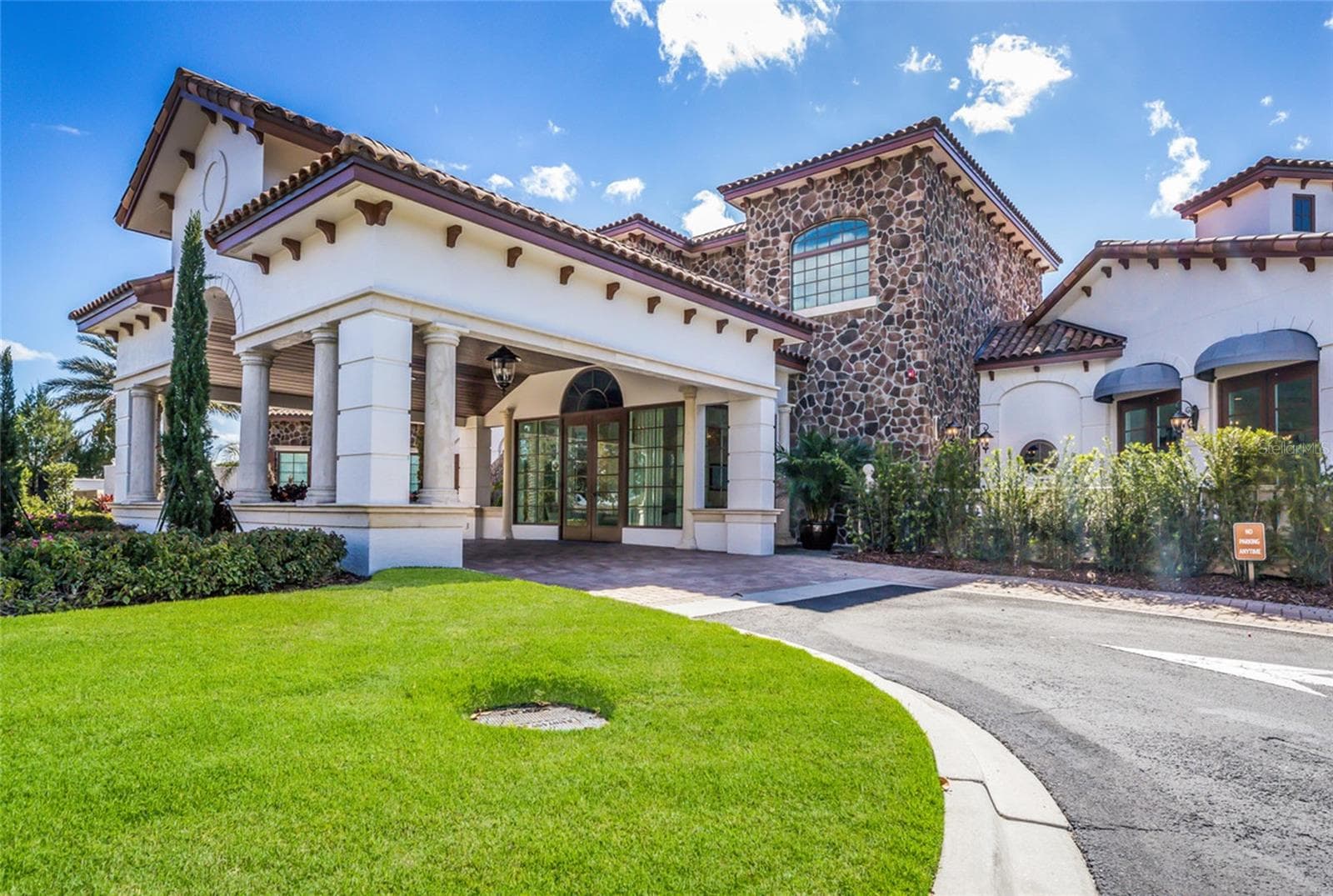 Single Family Residence at 8343 PAVIA WAY, LAKEWOOD RANCH, photo 37 of 41