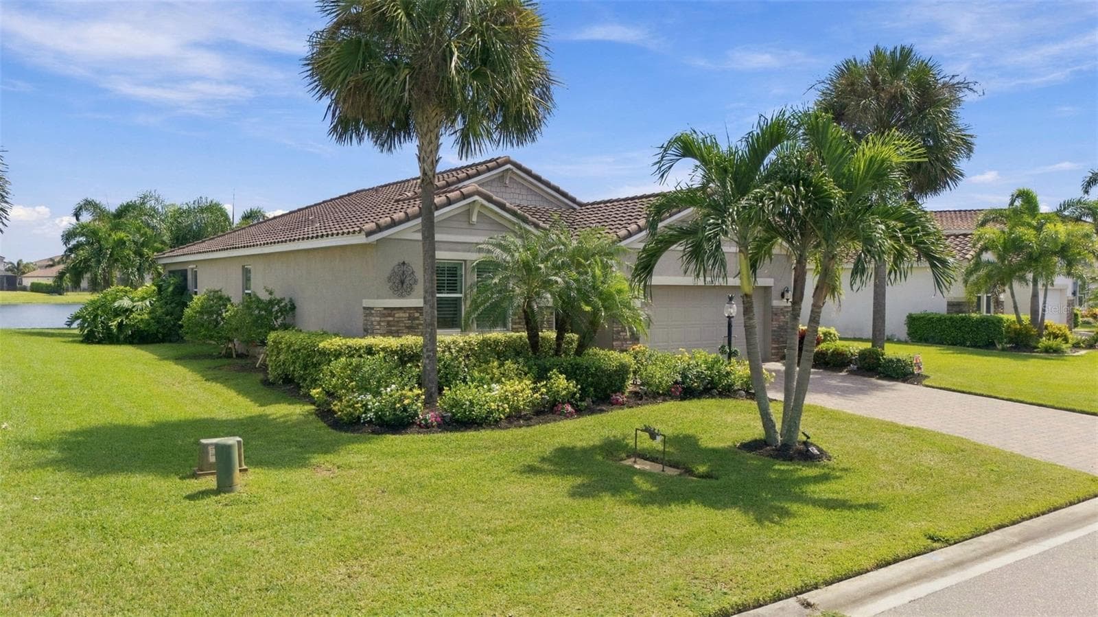 Single Family Residence at 13316 SAW PALM CREEK TRL, BRADENTON, photo 2 of 54