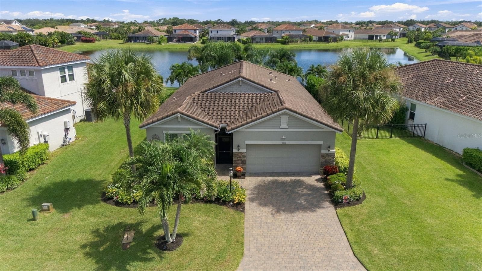 Single Family Residence at 13316 SAW PALM CREEK TRL, BRADENTON, photo 4 of 54