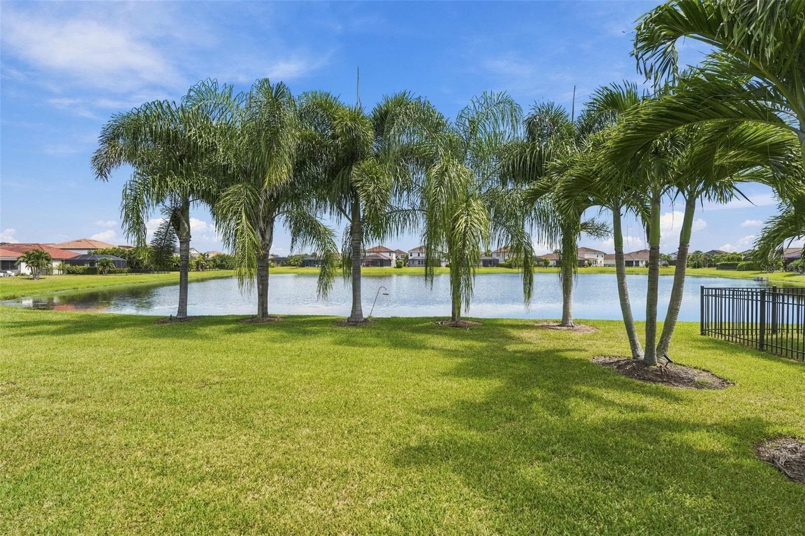 Single Family Residence at 13316 SAW PALM CREEK TRL, BRADENTON, photo 39 of 54