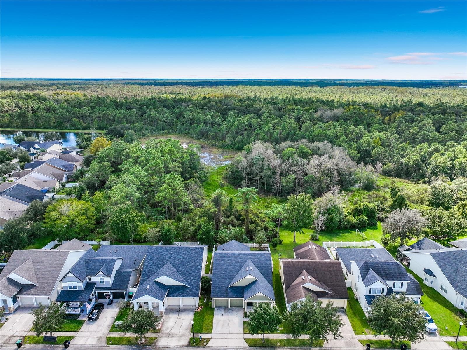 Single Family Residence at 14226 BRADBURY RD, ORLANDO, photo 4 of 83