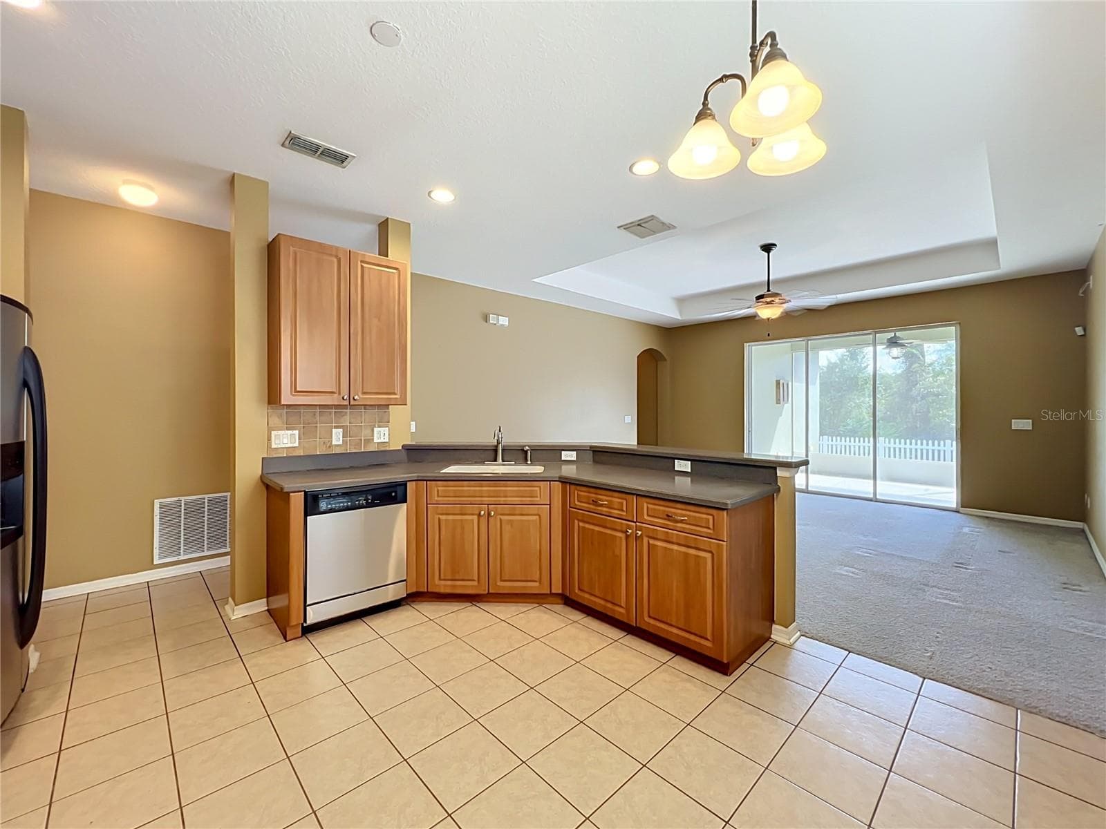 Single Family Residence at 14226 BRADBURY RD, ORLANDO, photo 18 of 83