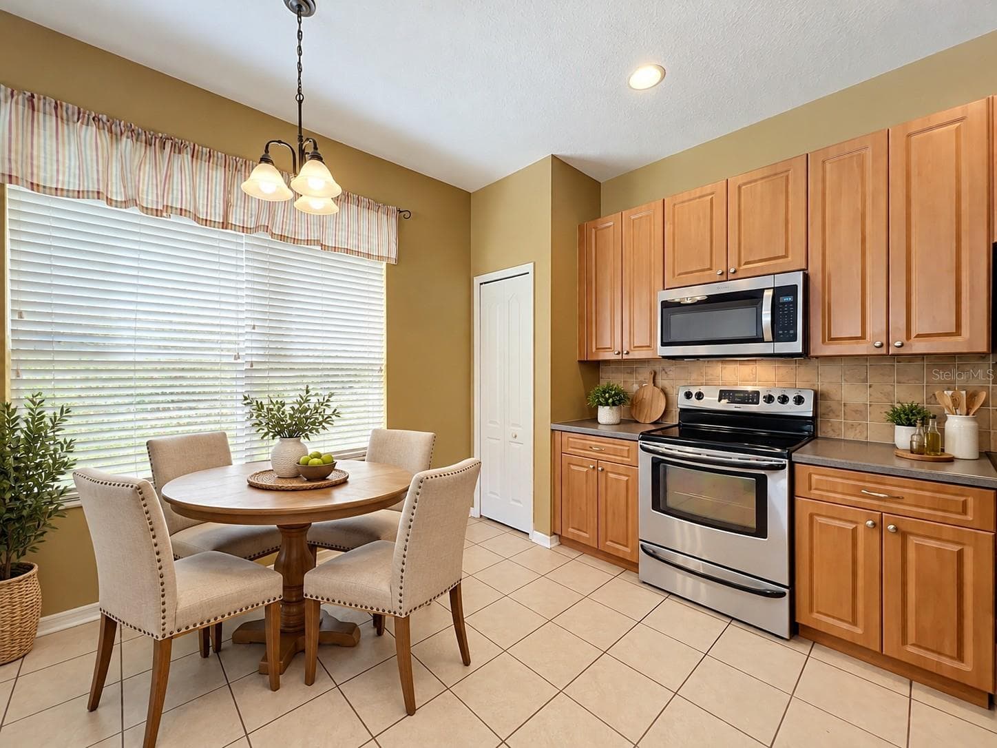 Single Family Residence at 14226 BRADBURY RD, ORLANDO, photo 19 of 83