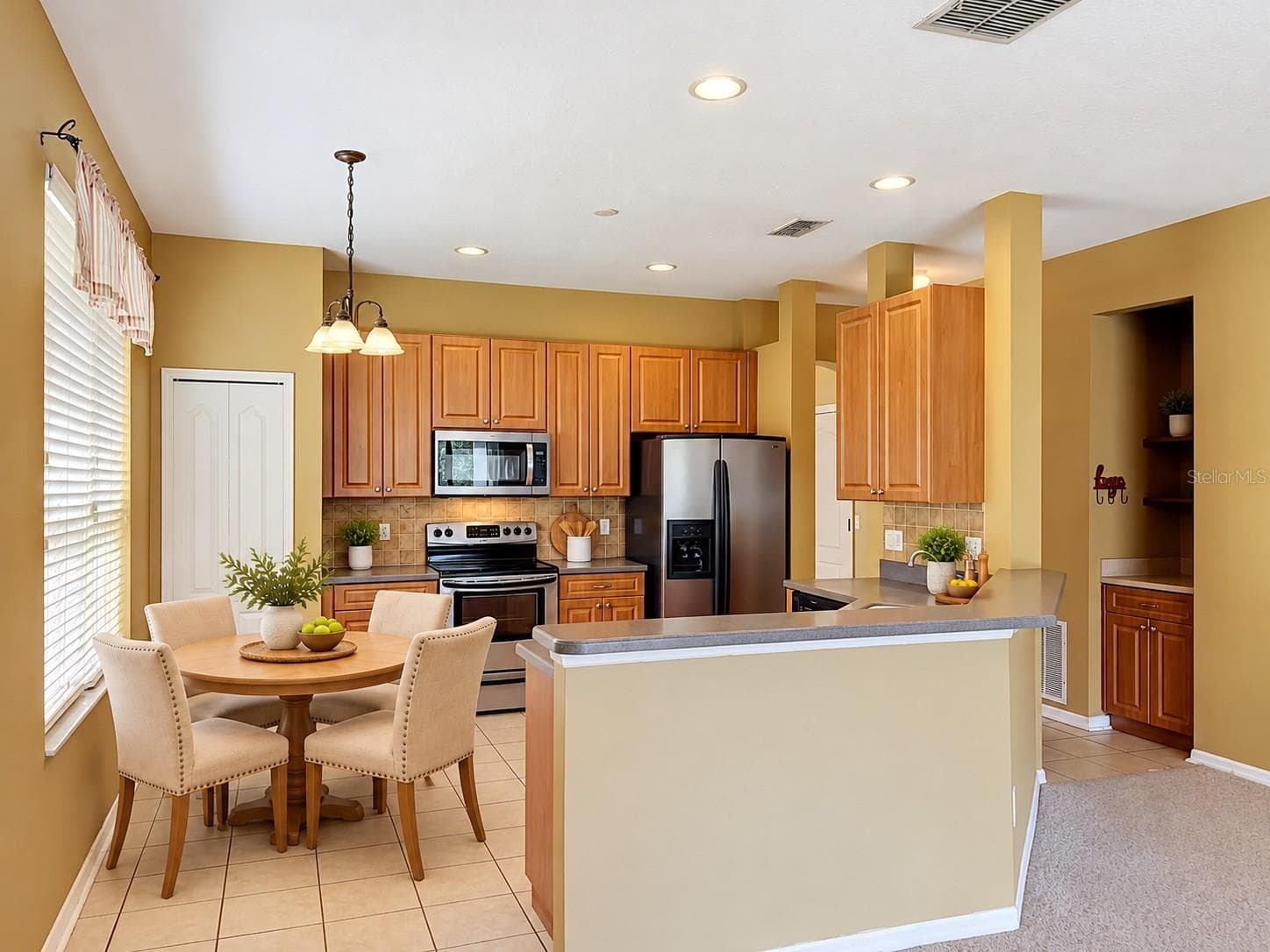 Single Family Residence at 14226 BRADBURY RD, ORLANDO, photo 21 of 83
