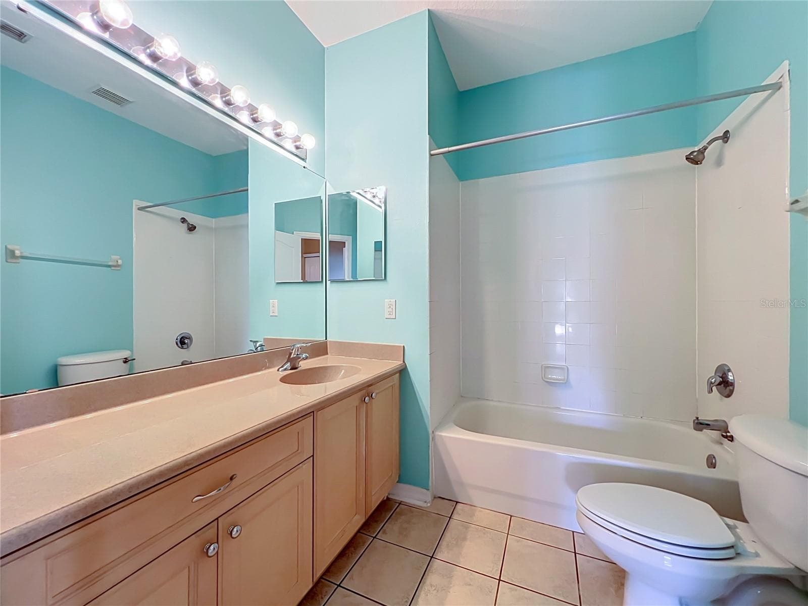 Single Family Residence at 14226 BRADBURY RD, ORLANDO, photo 41 of 83