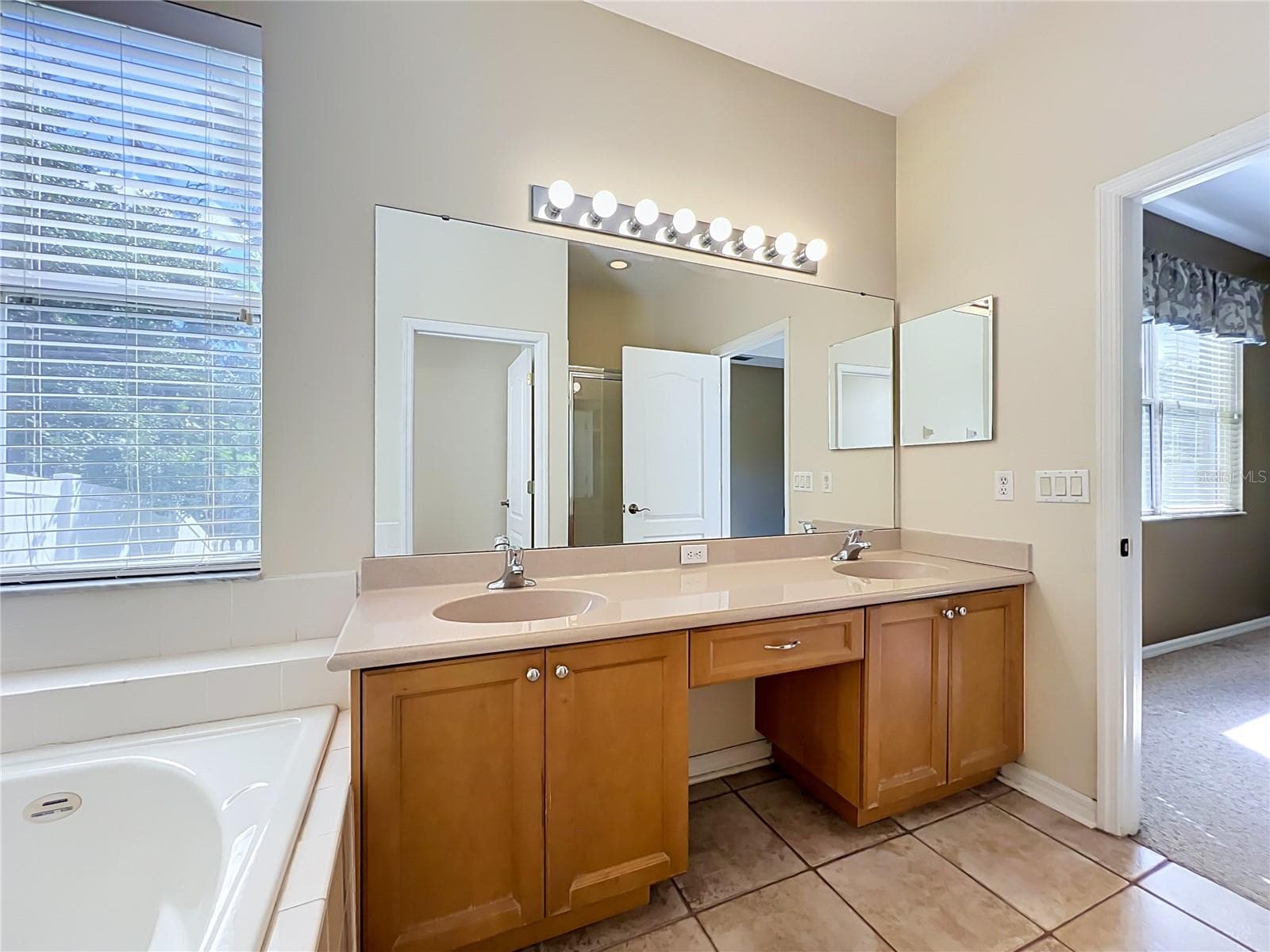 Single Family Residence at 14226 BRADBURY RD, ORLANDO, photo 48 of 83