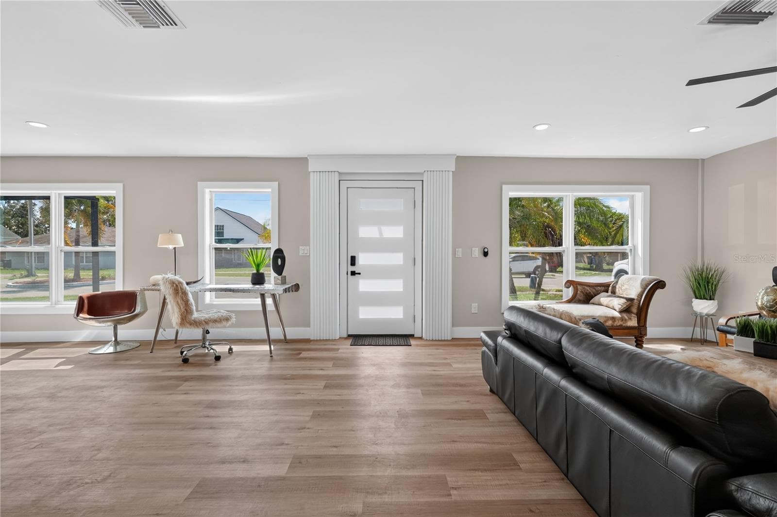 Great room - 1210 CASA BONITA AVE, RUSKIN