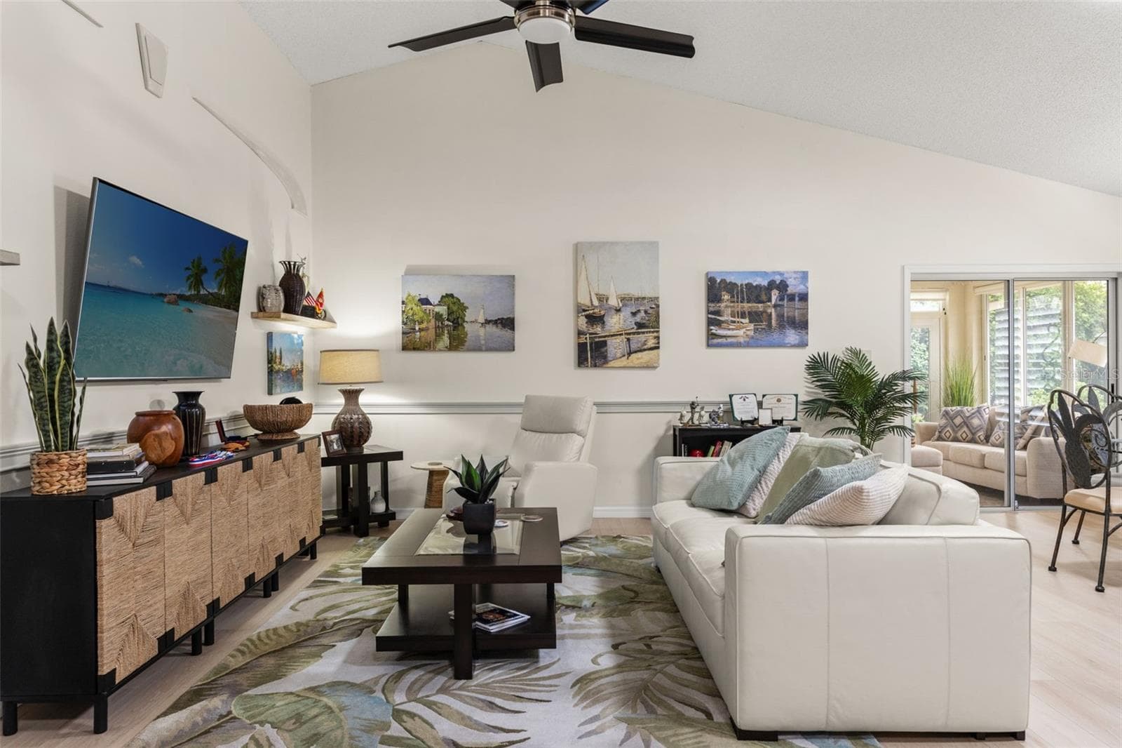 Living room - 7350 ROSEMONT LN, SPRING HILL