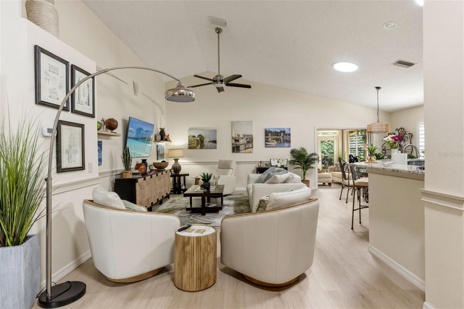 Living room - 7350 ROSEMONT LN, SPRING HILL