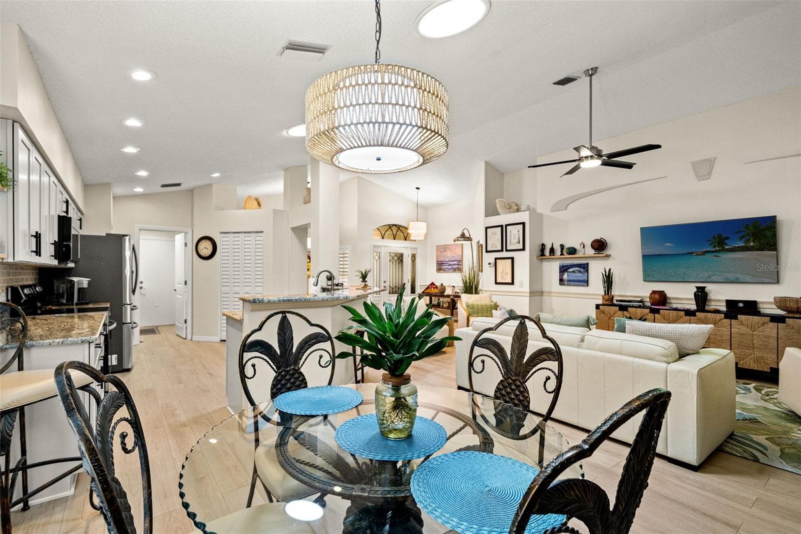 Eat-In Kitchen nook - 7350 ROSEMONT LN, SPRING HILL