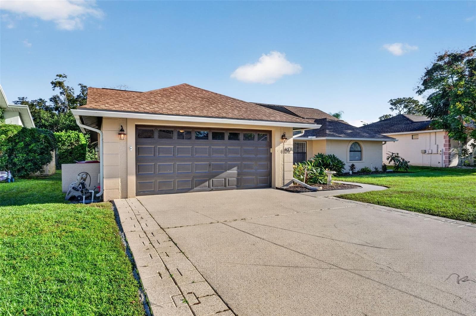 Attached Garage - 4104 CONCORD WAY, PLANT CITY