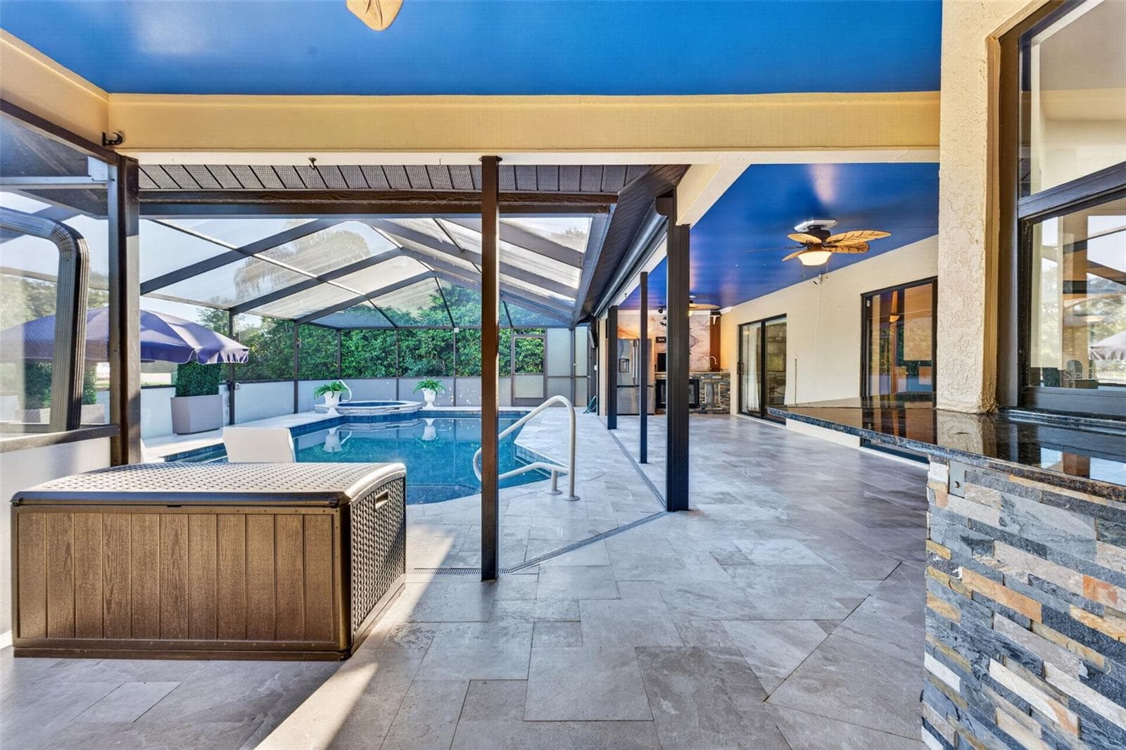 Pool Deck - 4104 CONCORD WAY, PLANT CITY