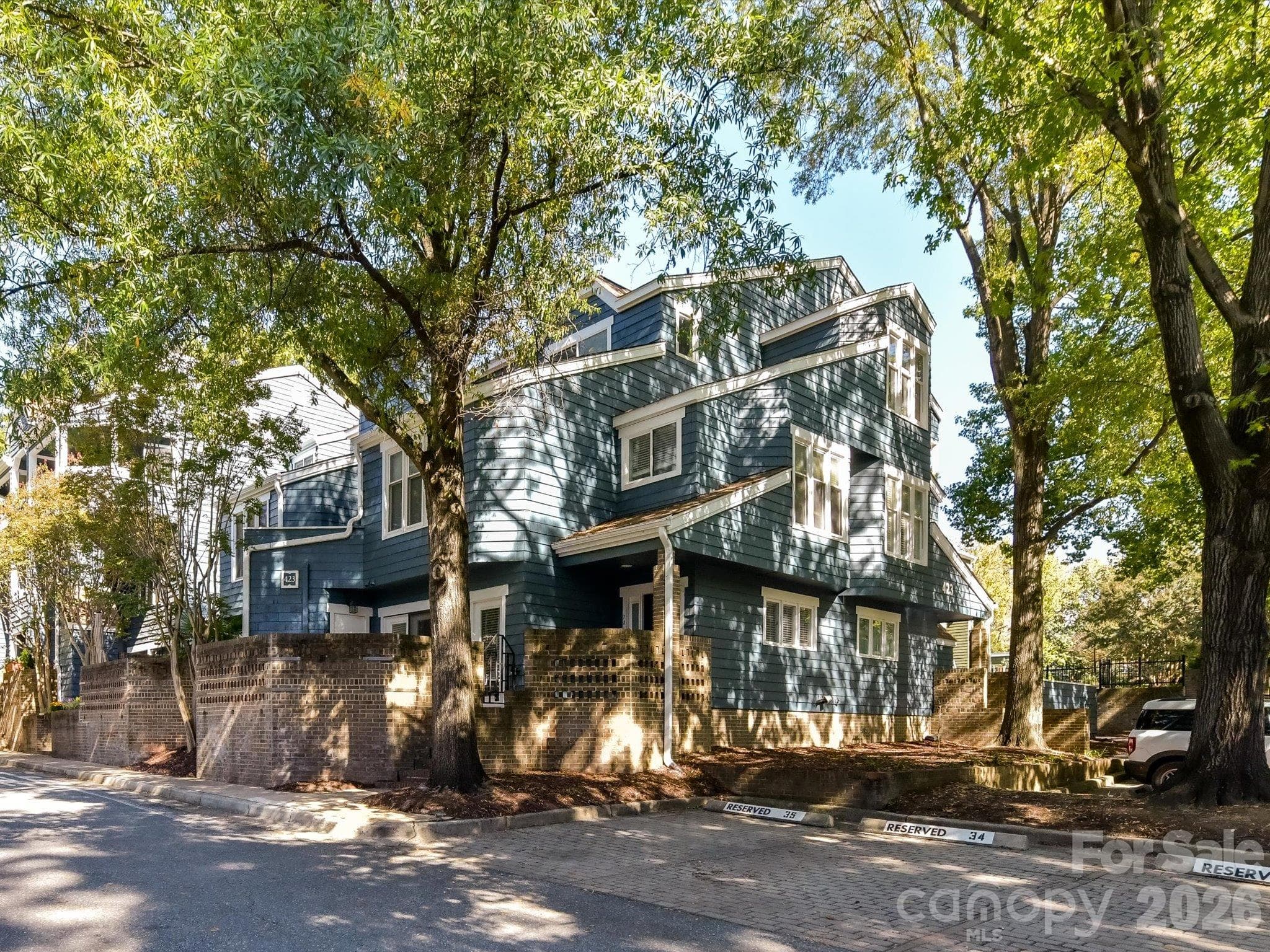 Building view - 423 W 8th Street, Charlotte