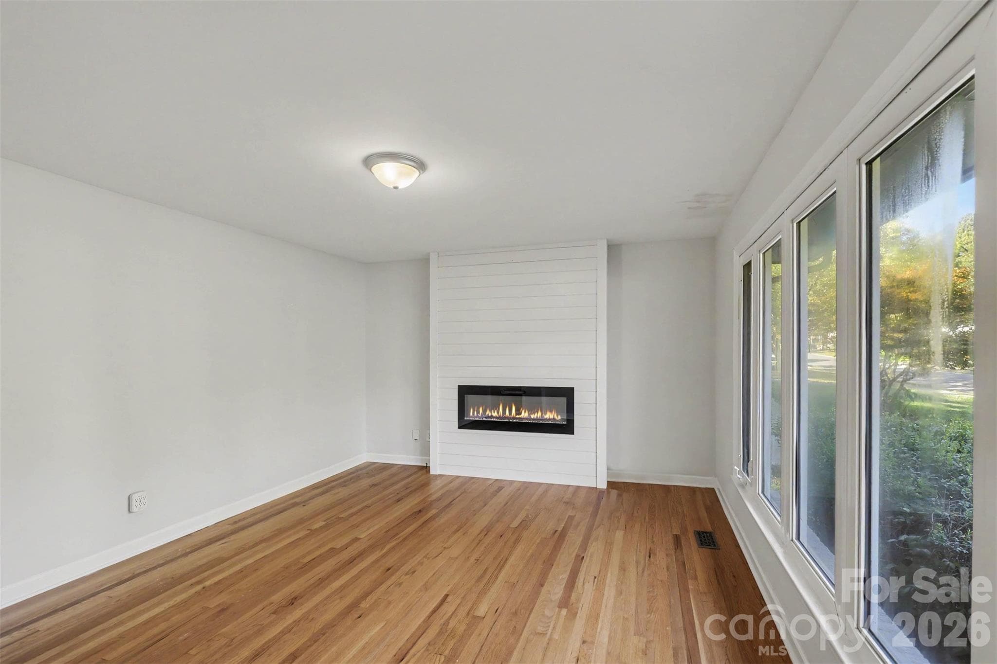 Single Family Residence at 6301 Spring Garden None, Charlotte, photo 10 of 38