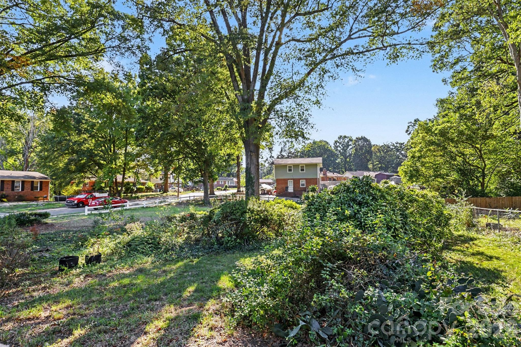 Large over 1/3 acre lot - 6301 Spring Garden None, Charlotte