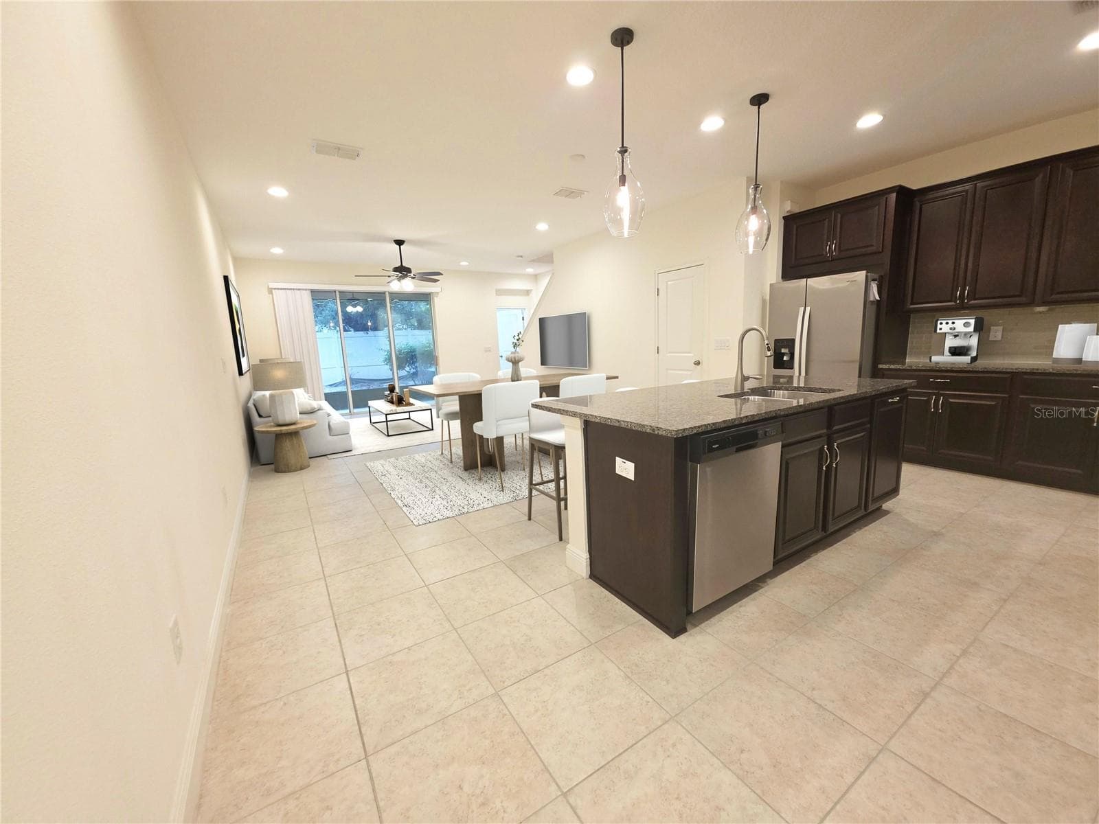 Townhouse at 14243 DAMSELFLY DR, TAMPA, photo 4 of 64