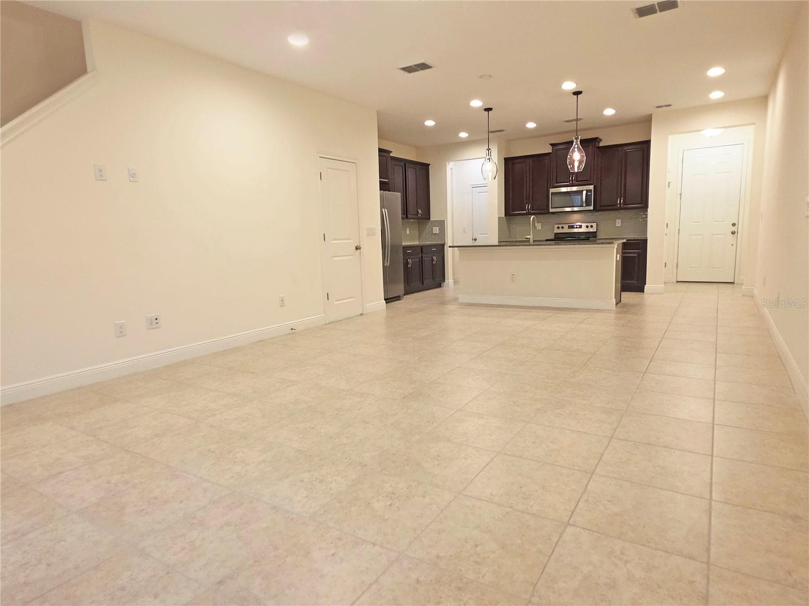 Townhouse at 14243 DAMSELFLY DR, TAMPA, photo 14 of 64