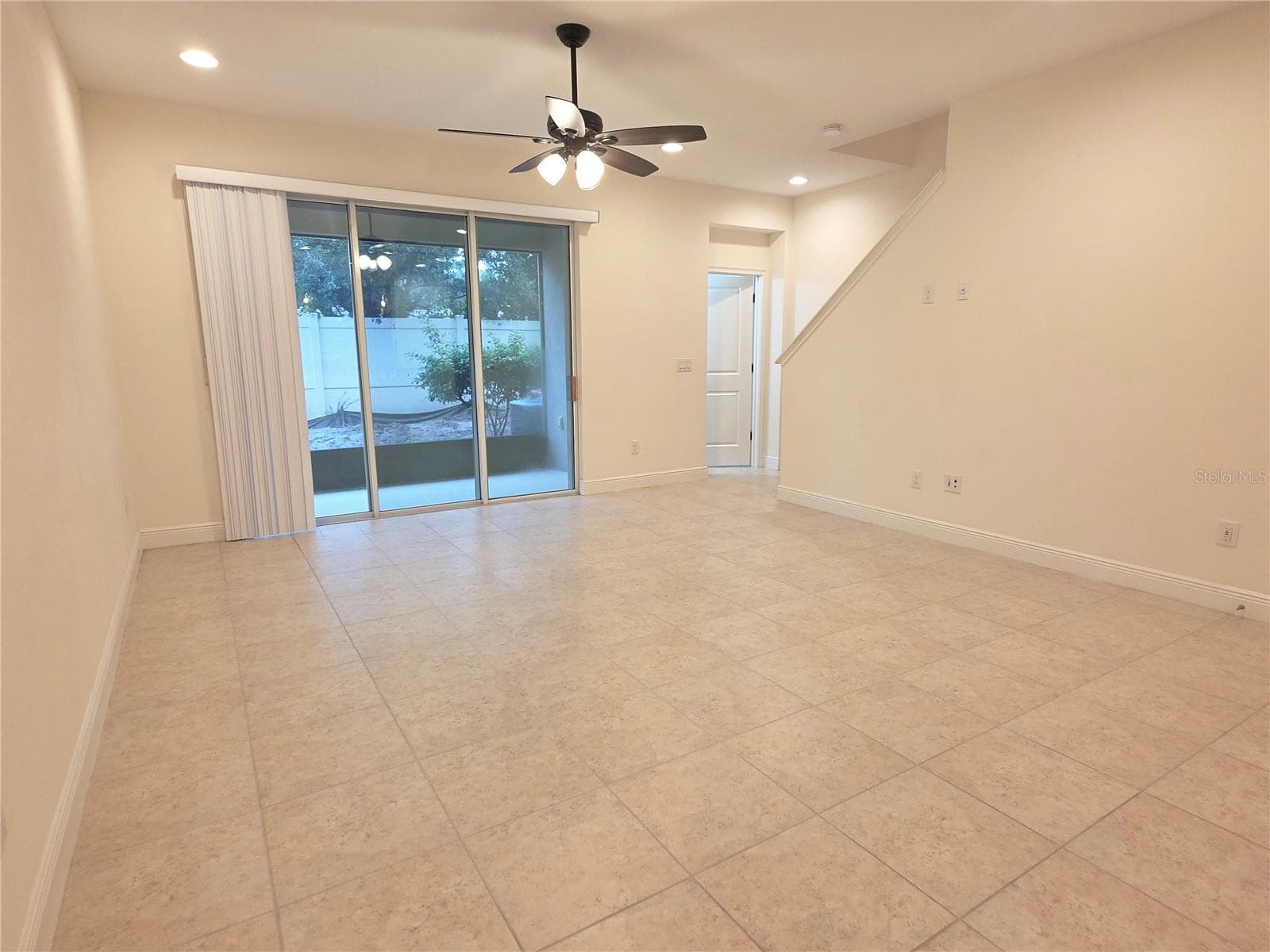 Townhouse at 14243 DAMSELFLY DR, TAMPA, photo 22 of 64