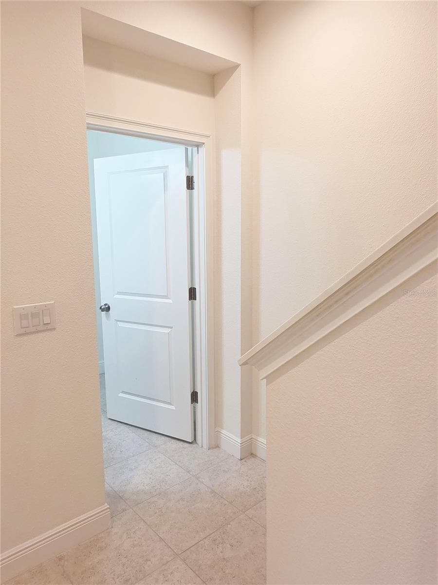 Townhouse at 14243 DAMSELFLY DR, TAMPA, photo 25 of 64
