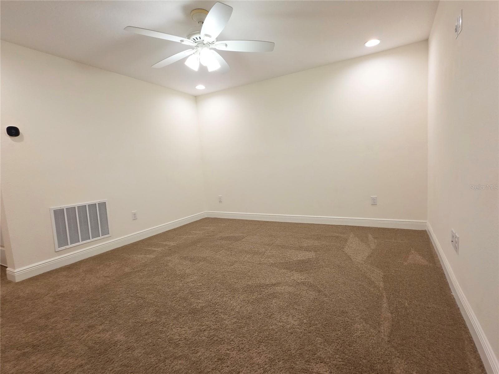 Townhouse at 14243 DAMSELFLY DR, TAMPA, photo 29 of 64