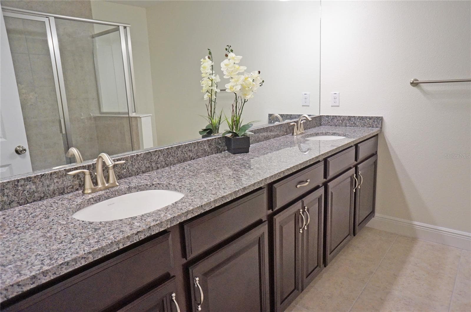 Townhouse at 14243 DAMSELFLY DR, TAMPA, photo 43 of 64