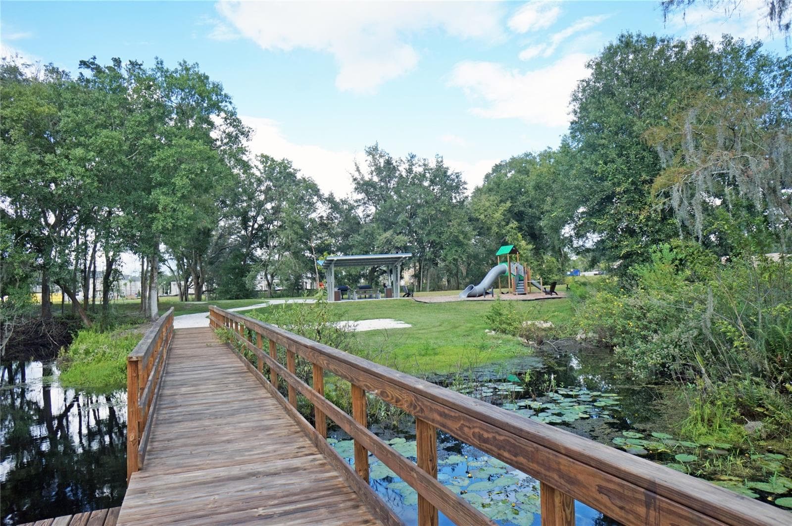 Townhouse at 14243 DAMSELFLY DR, TAMPA, photo 62 of 64