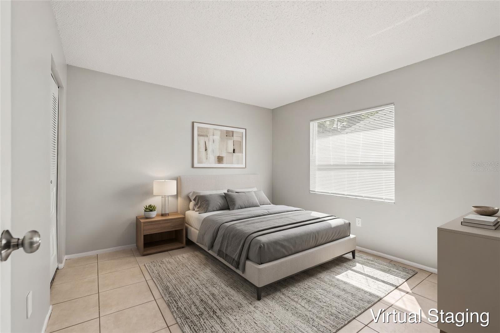 virtually staged - 13904 FULLERTON DR, TAMPA