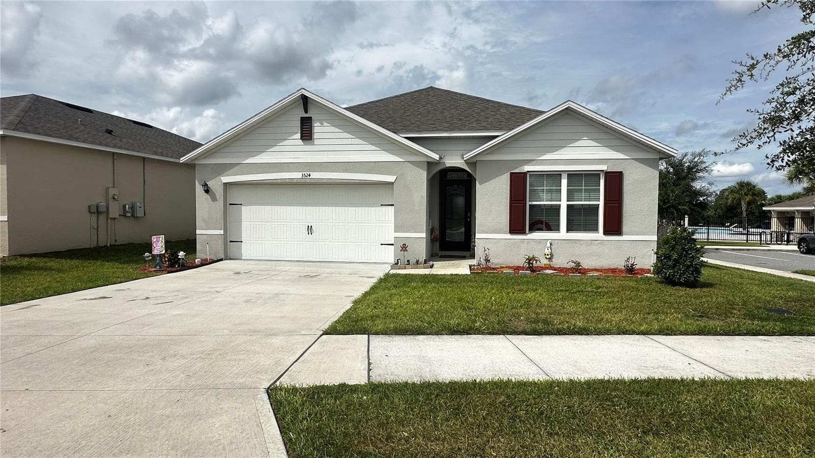 3524 YARIAN DR