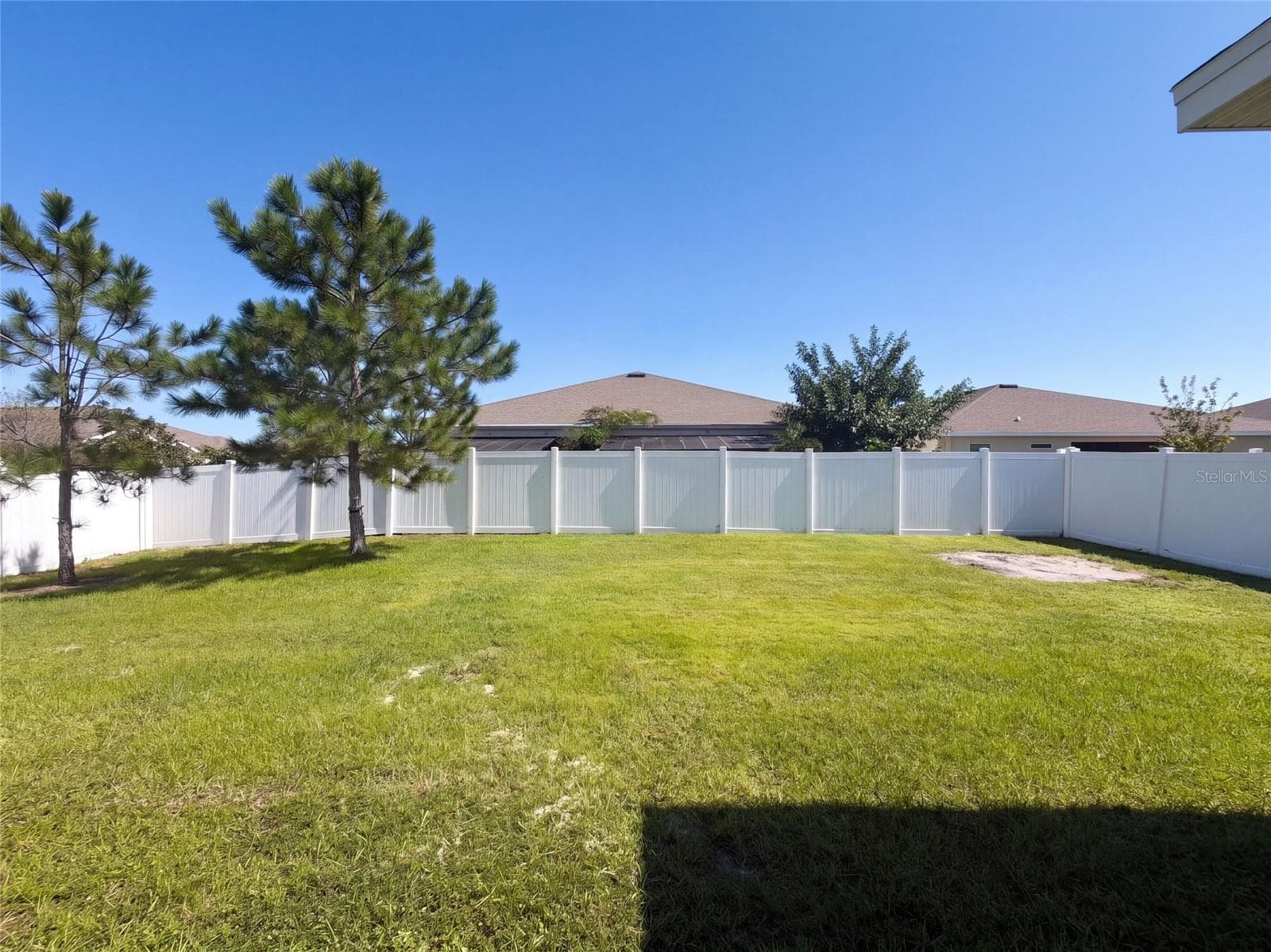 Single Family Residence at 585 BARRIER REEF ST, RUSKIN, photo 5 of 69