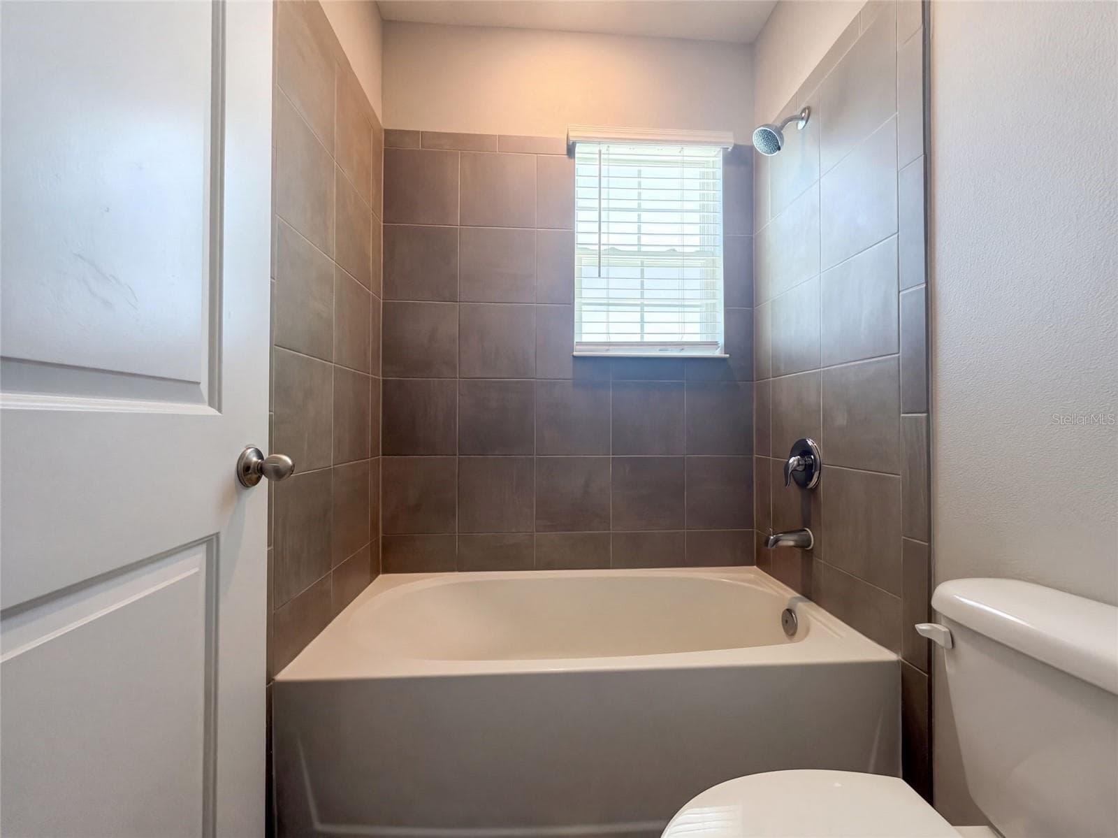 Single Family Residence at 585 BARRIER REEF ST, RUSKIN, photo 43 of 69