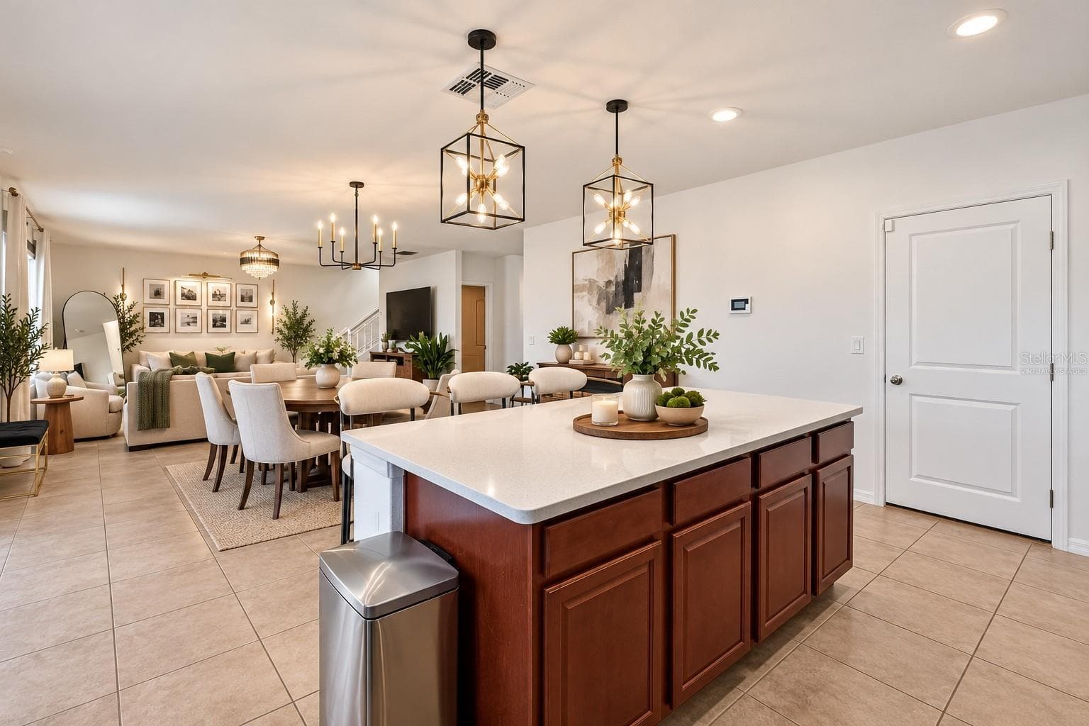 “virtually staged” - 13209 WILDFLOWER MEADOW DR, RIVERVIEW